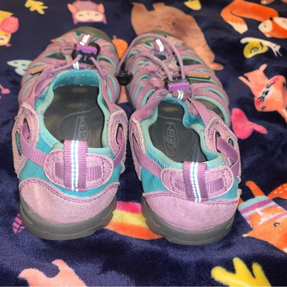 KEEN Water Sandals size 4 ( Big Girl) - Picture 4 of 6